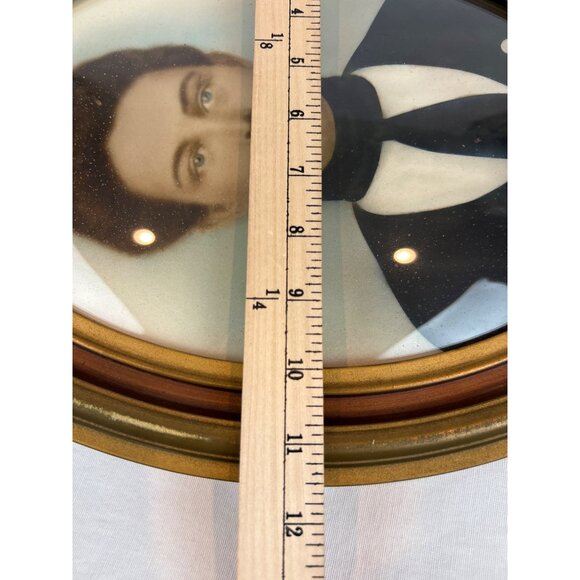Antique Portrait Woman Convex Oval Wood Frame Victorian Stern Face - Picture 10 of 10